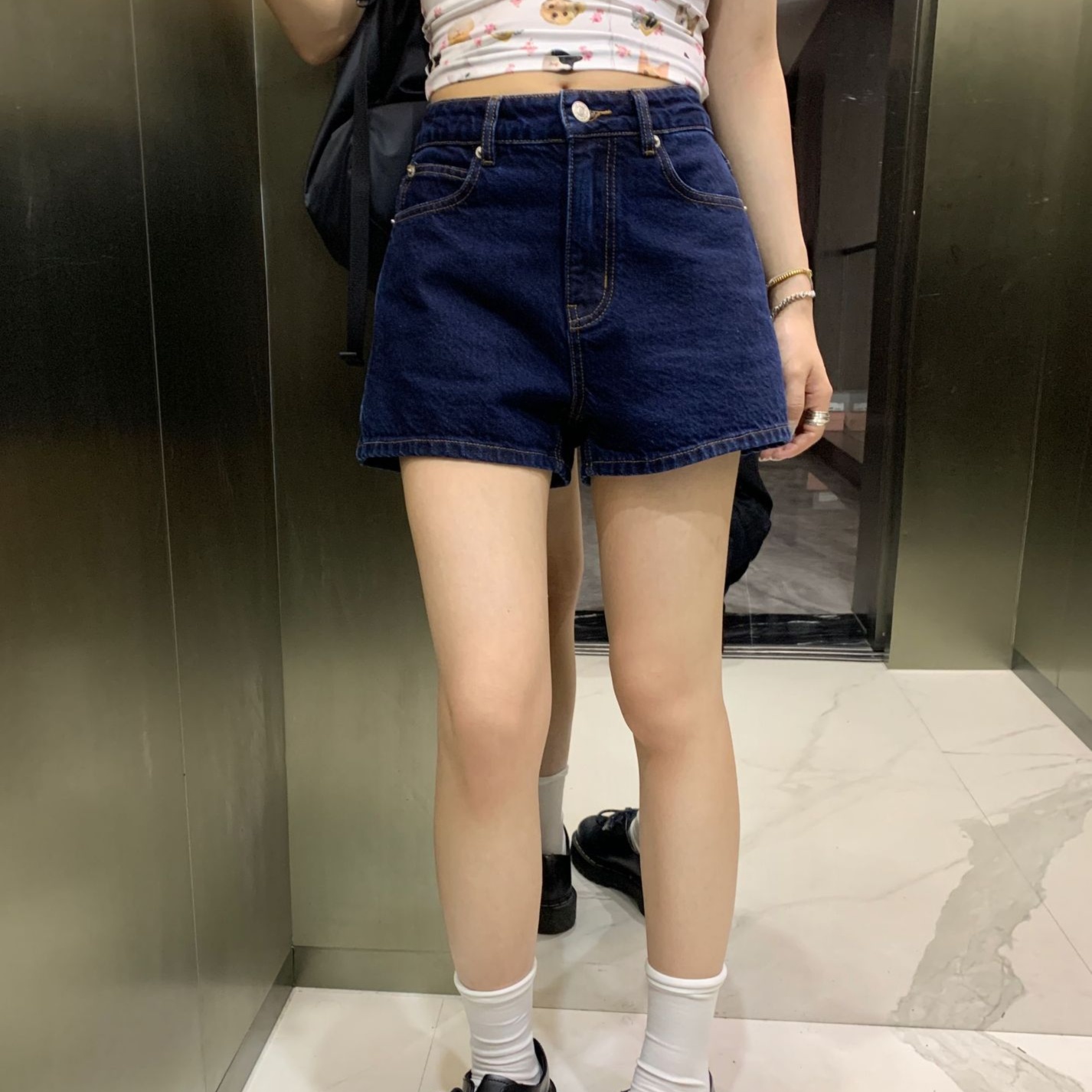 レディースジーンズパンツ ウエストすっきりデニムショートパンツ