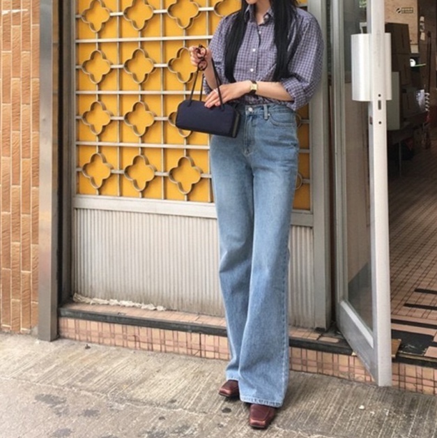 レディースジーンズパンツ ゆったりシンプルデニムパンツ
