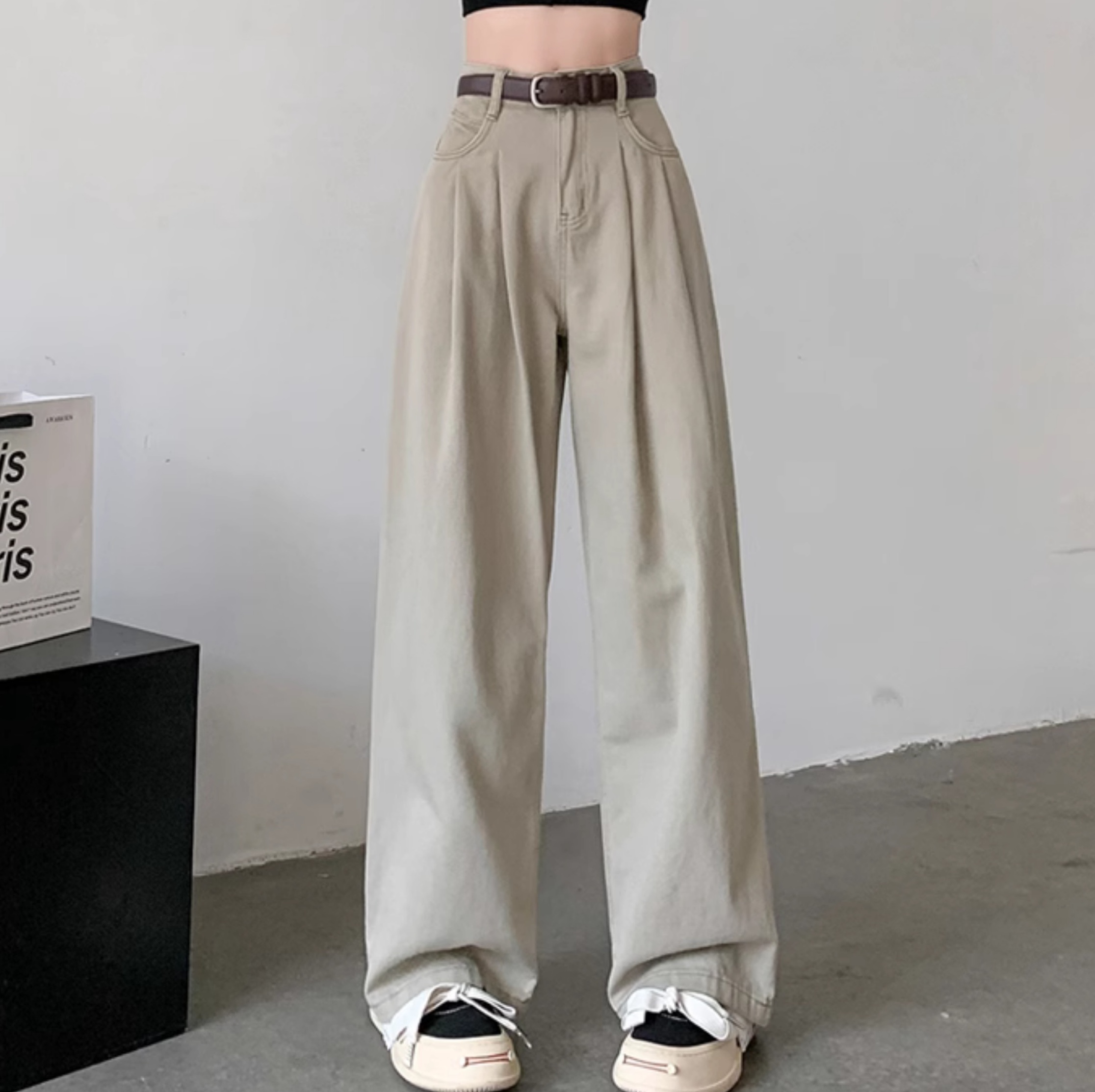 レディースジーンズパンツ タック入りハイウエストワイドデニム