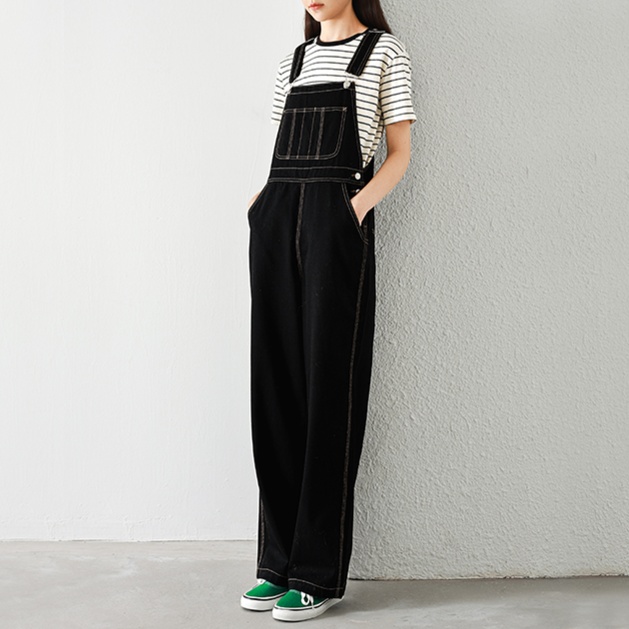 レディースジーンズパンツ ゆったりシルエットのデニムサロペット