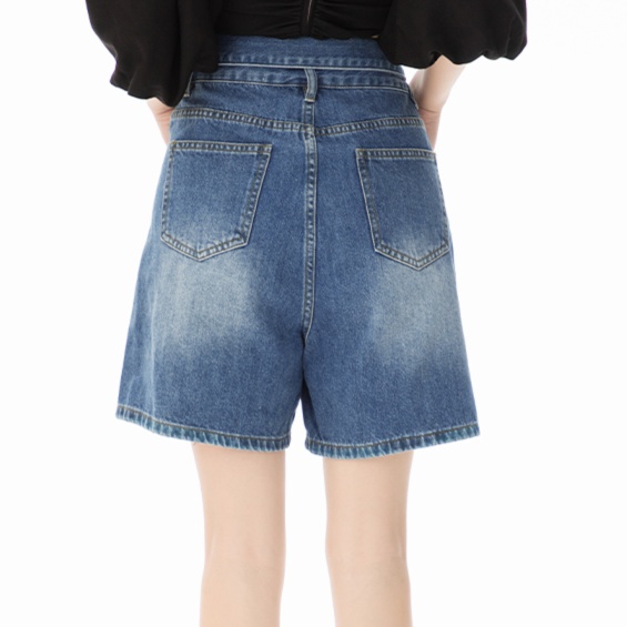 レディースジーンズパンツ ゆったりシルエットショートデニム
