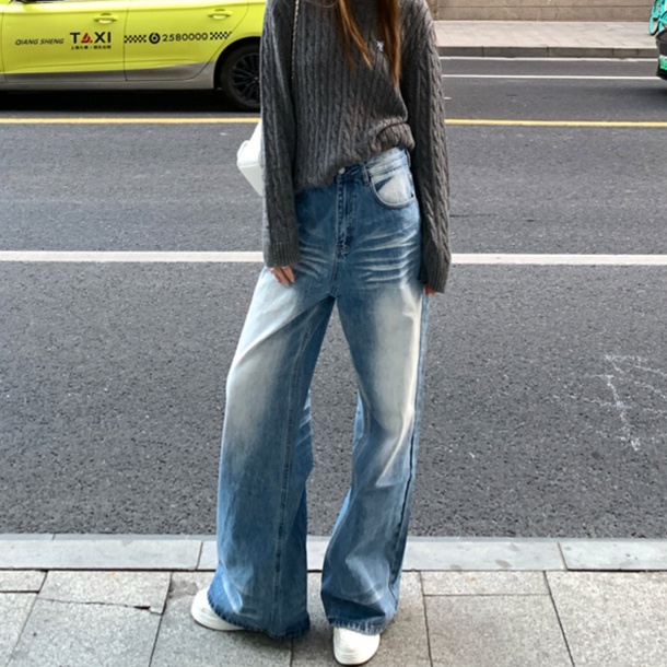 https://fulmo-img-server.com/denimmuse/1739185354422_76iw7f5q_wxlms9s6.jpeg