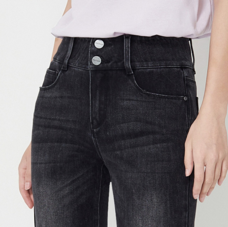https://fulmo-img-server.com/denimmuse/1740248808651_eyjaj37n_ifjs7nd2.jpeg