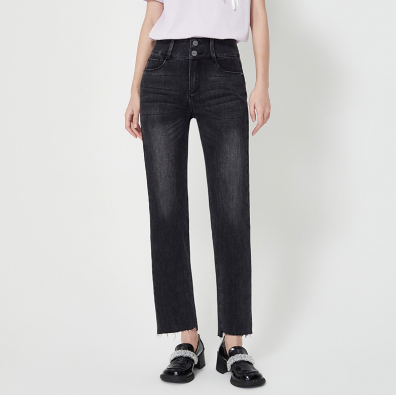 https://fulmo-img-server.com/denimmuse/1740248821093_avcjhh25_v65d0c4c.jpeg