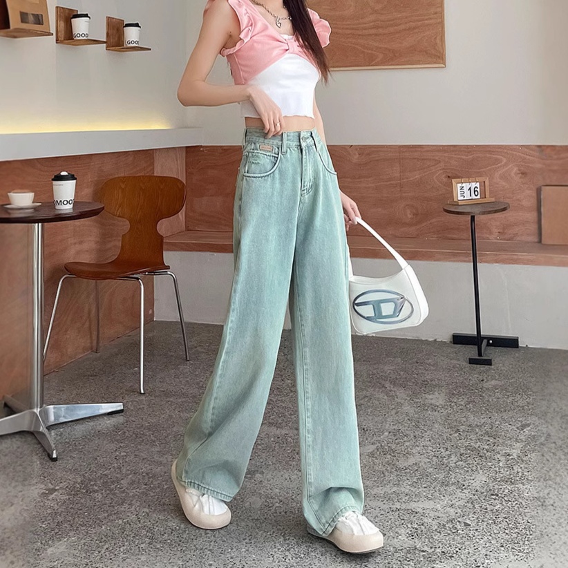 https://fulmo-img-server.com/denimmuse/1741158500421_1i6ie58c_qrvcam6b.jpeg