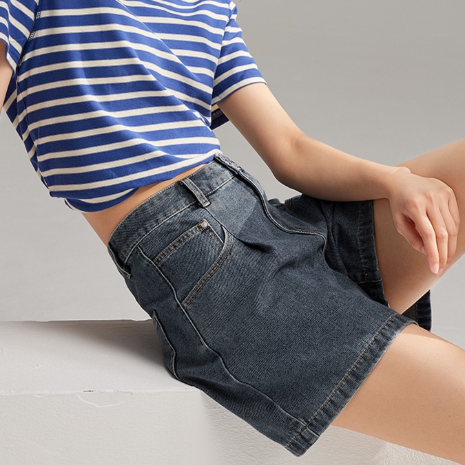 レディースジーンズパンツ すっきりシルエット 上品ショートパンツ