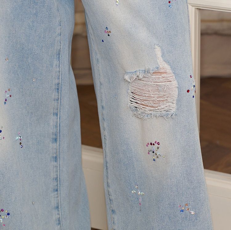 レディース ジーンズ 花刺繍入りストレートジーンズ