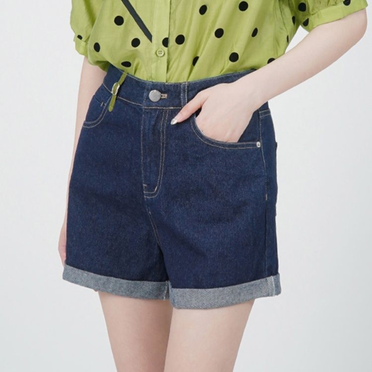 https://fulmo-img-server.com/denimmuse/1748770386215_f6fblrpp_52laaty7.jpeg