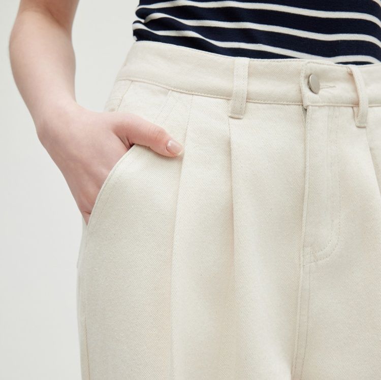 https://fulmo-img-server.com/denimmuse/1750363842397_uak0i9jq_m27gpixj.jpeg