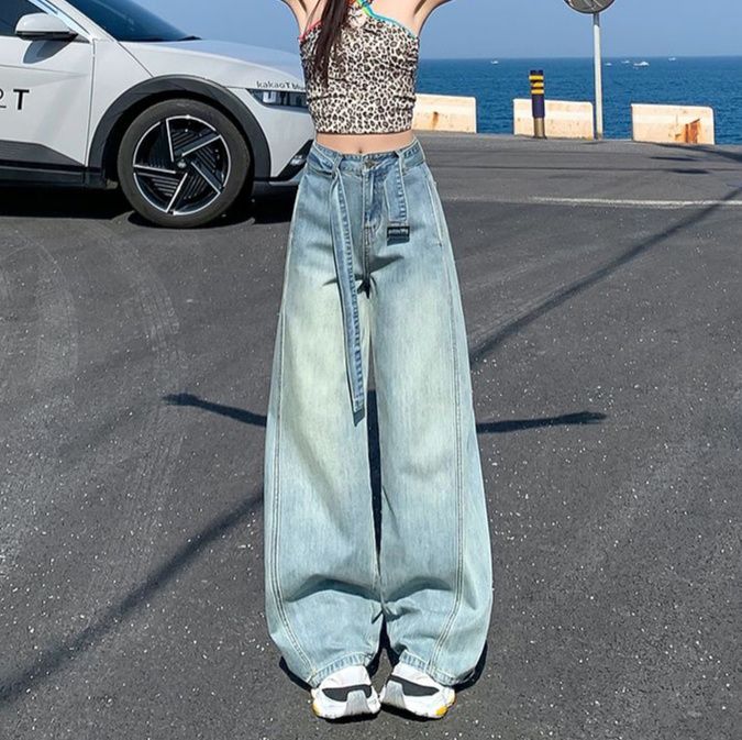 https://fulmo-img-server.com/denimmuse/1750616217427_dnv2k98g_drneysfn.jpeg