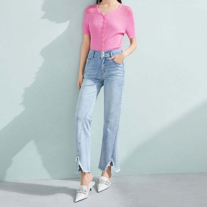 https://fulmo-img-server.com/denimmuse/1756230019063_cerx9e7b_0mt8h3oy.jpeg