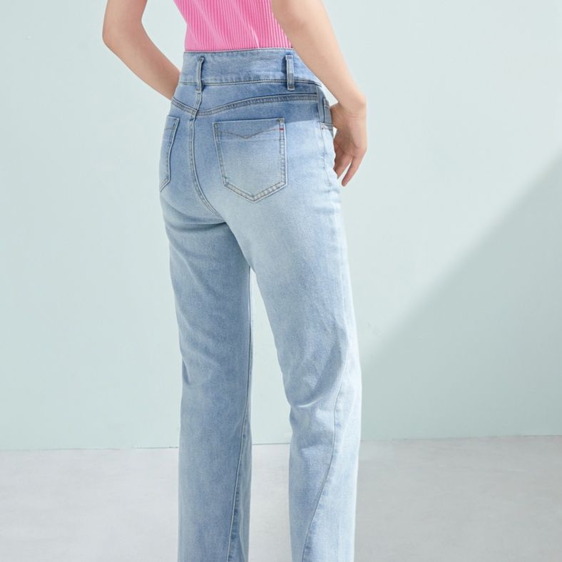 https://fulmo-img-server.com/denimmuse/1756230093667_o3hgq509_qtf7eqds.jpeg