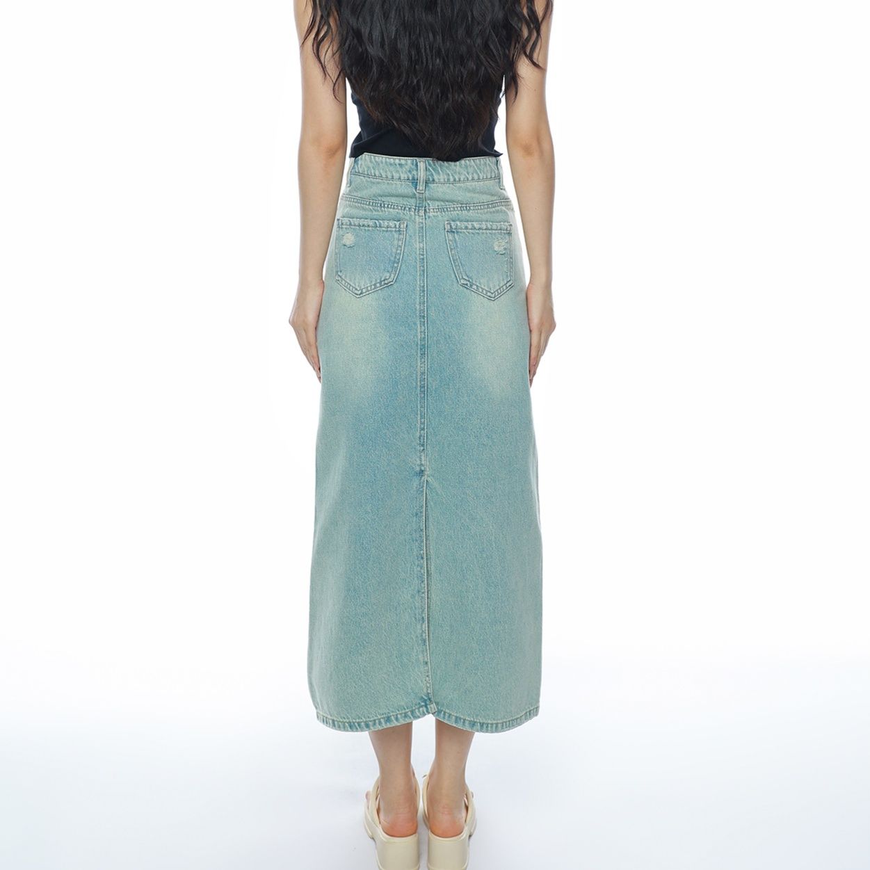 https://fulmo-img-server.com/denimmuse/1756230915066_1vnxszrb_1afyzc1v.jpeg