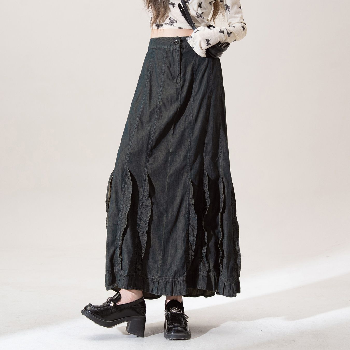 https://fulmo-img-server.com/denimmuse/1756231118271_ss8wjxce_jpmj4m4w.jpeg