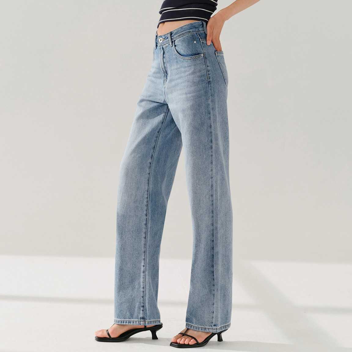 レディースジーンズパンツ すっきりシルエット 美脚ストレートデニム