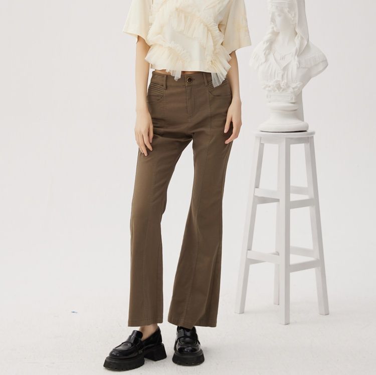 https://fulmo-img-server.com/denimmuse/1756746429676_qnxnwc64_zs5iv2q2.jpeg