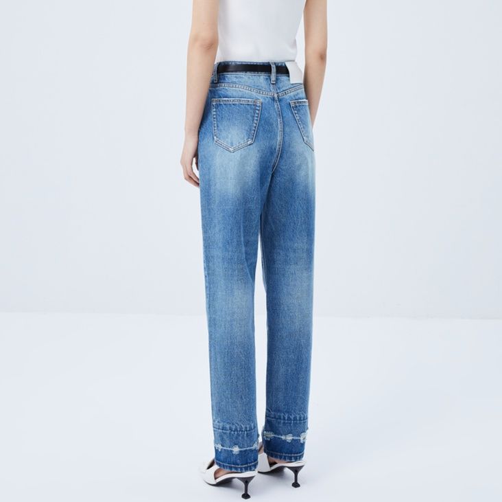 https://fulmo-img-server.com/denimmuse/1756838745187_1pwn6ihw_5n1lcv9v.jpeg