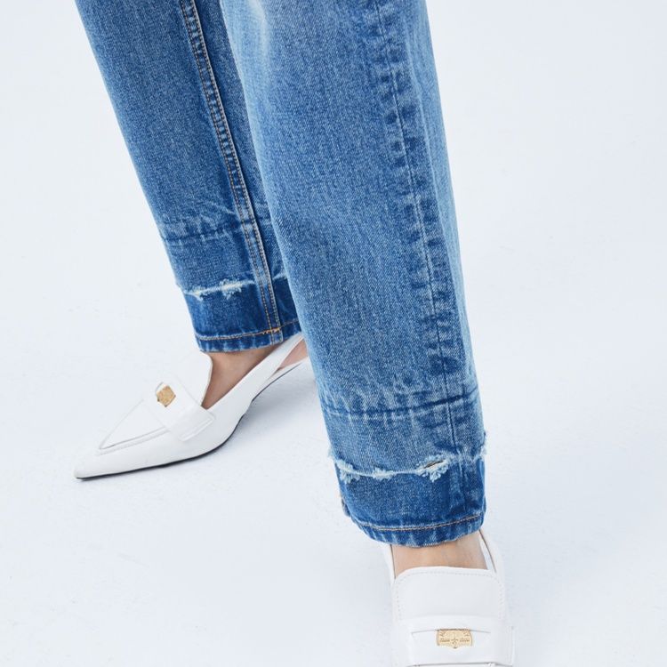 https://fulmo-img-server.com/denimmuse/1756838770701_mgf47ocq_v58kfnja.jpeg