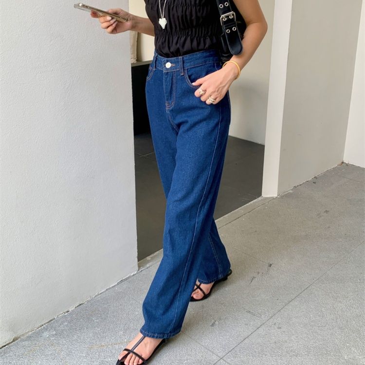 https://fulmo-img-server.com/denimmuse/1758652739181_canf00le_fl7zt5y3.jpeg