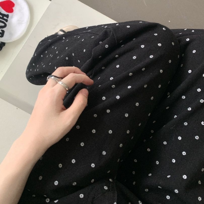 https://fulmo-img-server.com/denimmuse/1759734860244_rfmz4tic_ehvojxq6.jpeg