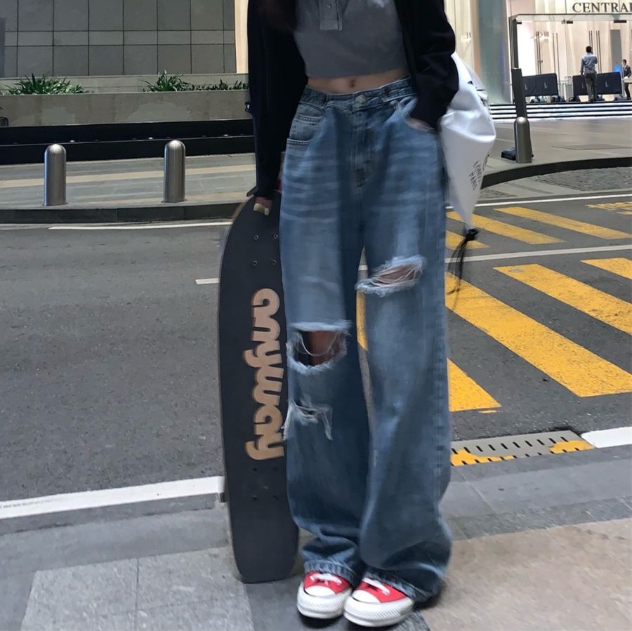 https://fulmo-img-server.com/denimmuse/1759735475280_q7cdm06p_f4ftywg0.jpeg