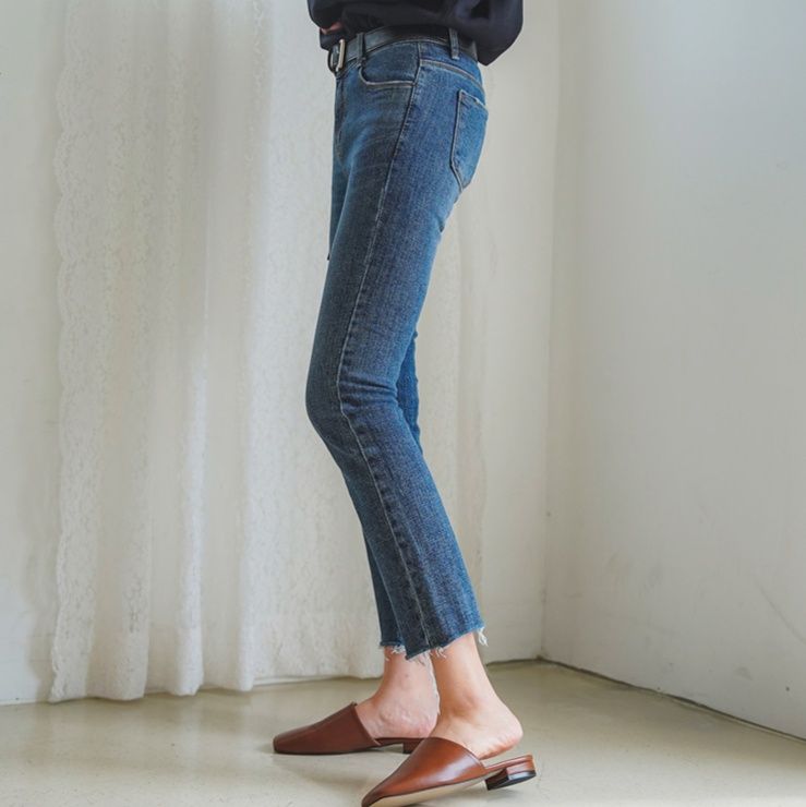 レディース ジーンズ 切りっぱなし九分丈スリムストレートデニムパンツ