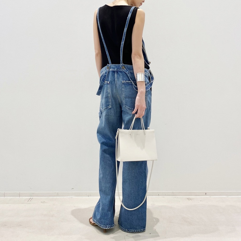 https://fulmo-img-server.com/denimmuse/17ab7b23-2e21-4d6e-b5ee-cc230de07bbe.jpg