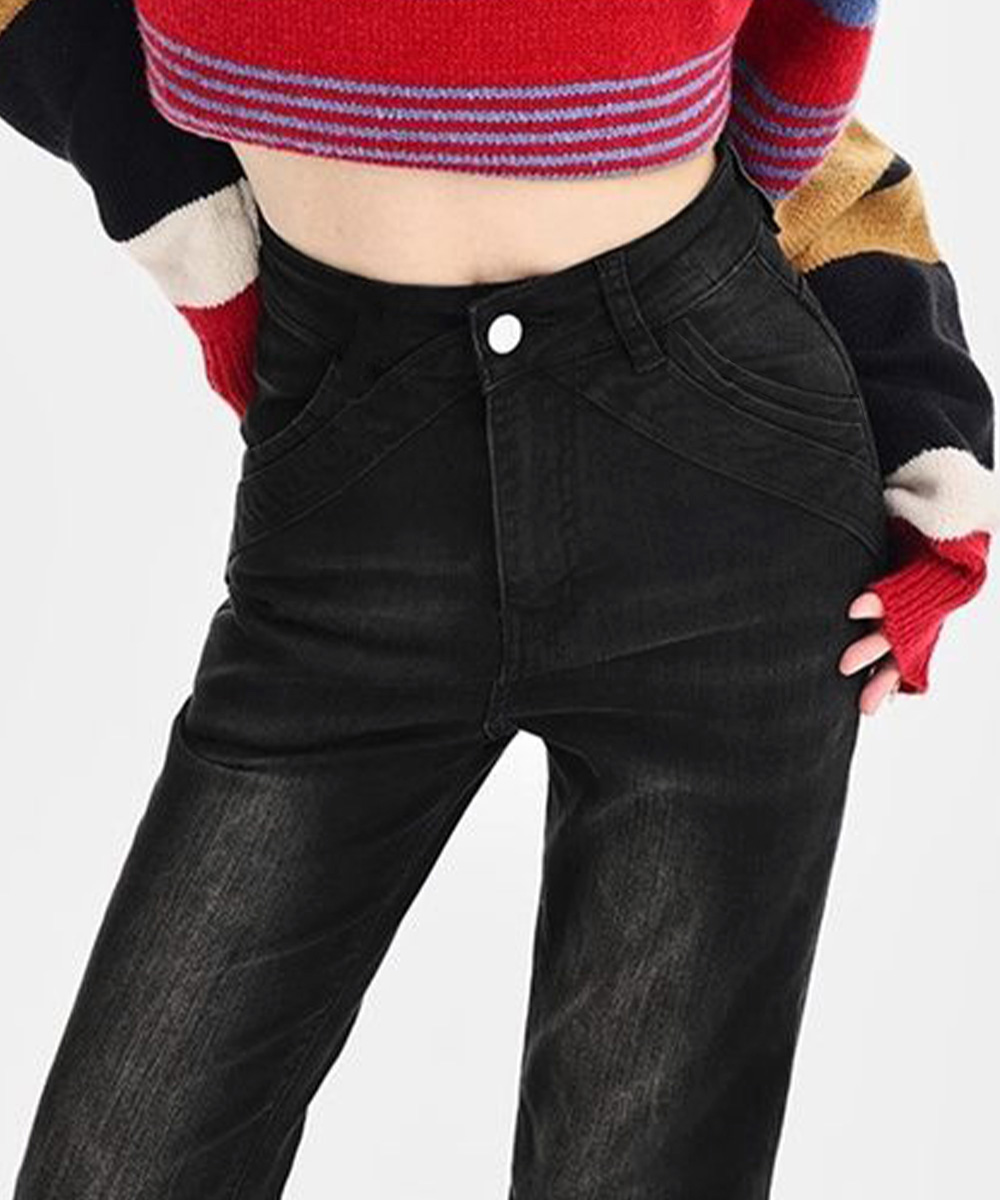 https://fulmo-img-server.com/denimmuse/2e925a38-5917-4370-9478-c051959b9438.jpg
