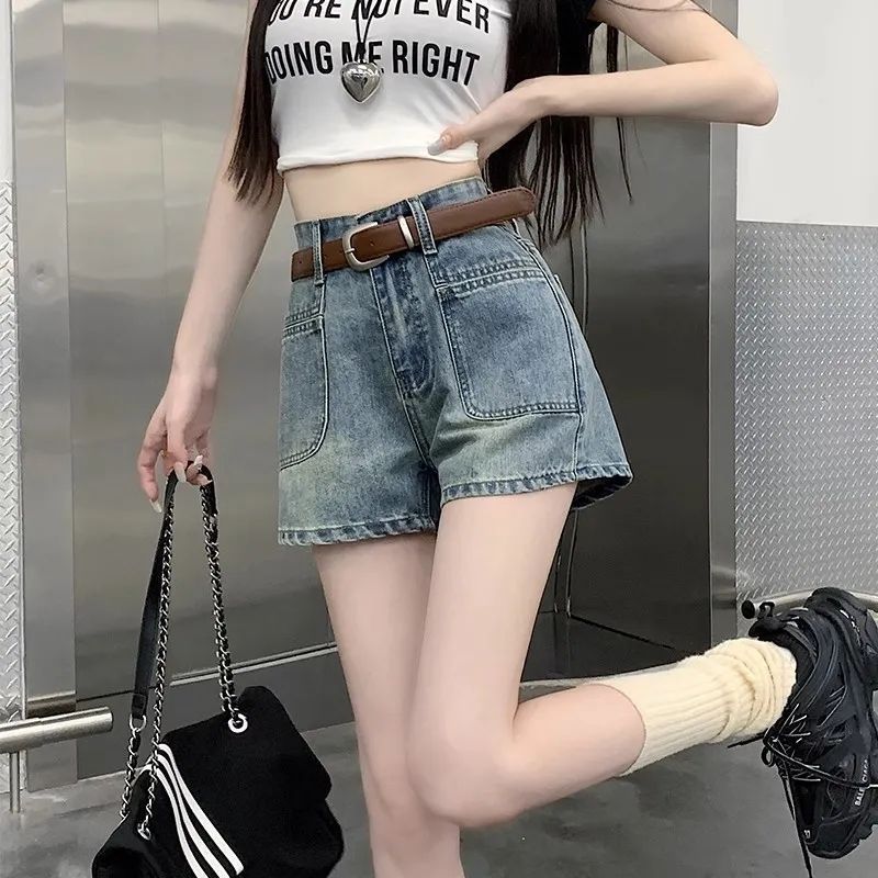 レディースジーンズパンツ　ワイドシルエットショートデニム