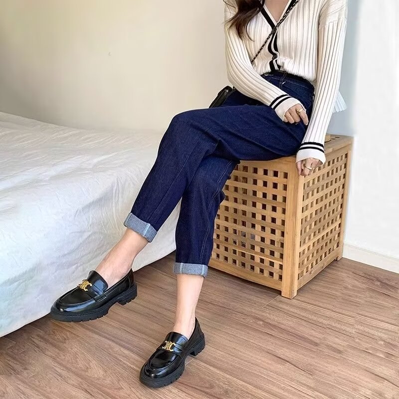 レディースジーンズパンツ すっきりストレートデニムパンツ