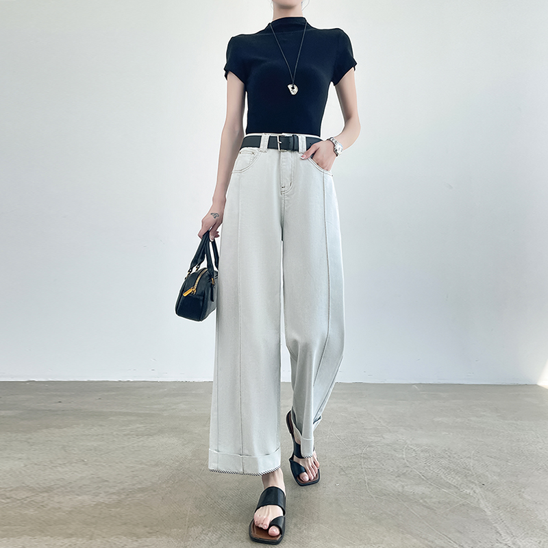 https://fulmo-img-server.com/denimmuse/78f0ccd1-ee6e-4e83-85a2-299fa883b3b9.jpg