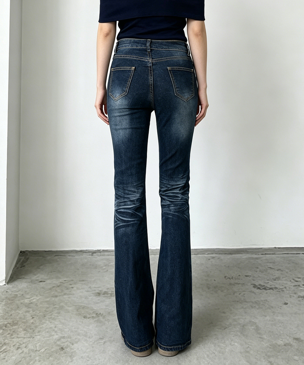 https://fulmo-img-server.com/denimmuse/b874f01d-a7f4-411a-be00-7b0721ed4e09.jpg