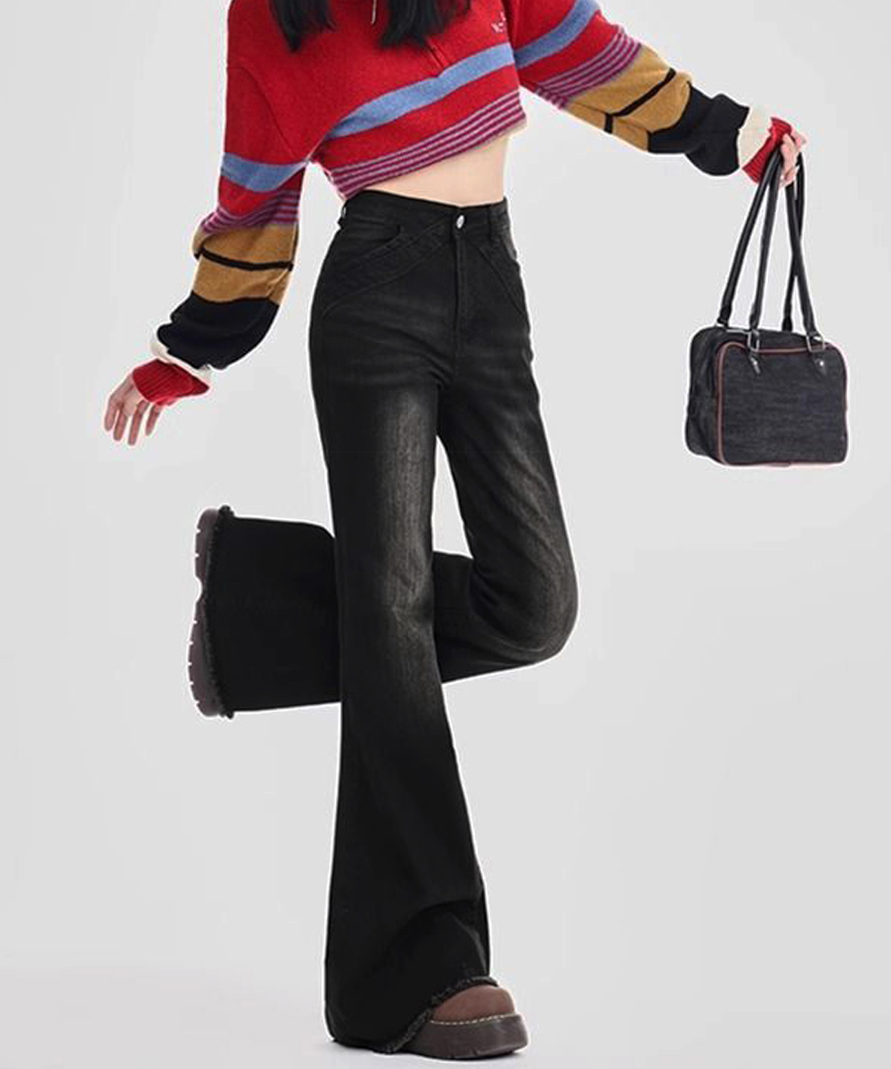 https://fulmo-img-server.com/denimmuse/c2ab7053-b5b7-46d9-93ba-87895fe22471.jpg