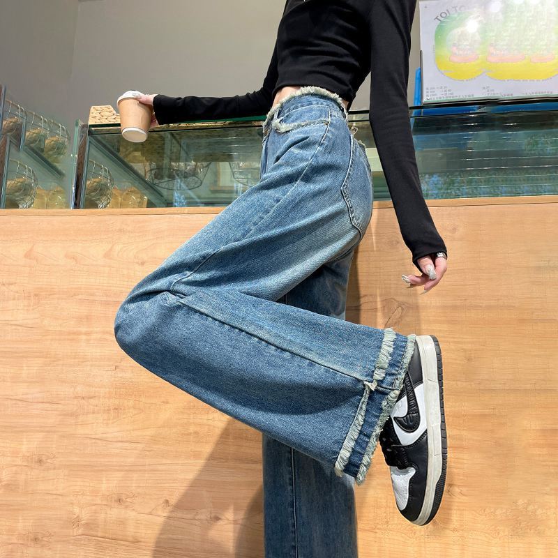 https://fulmo-img-server.com/denimmuse/f18e3367-0ed2-41e5-9951-bd7aa1f1c180.jpg