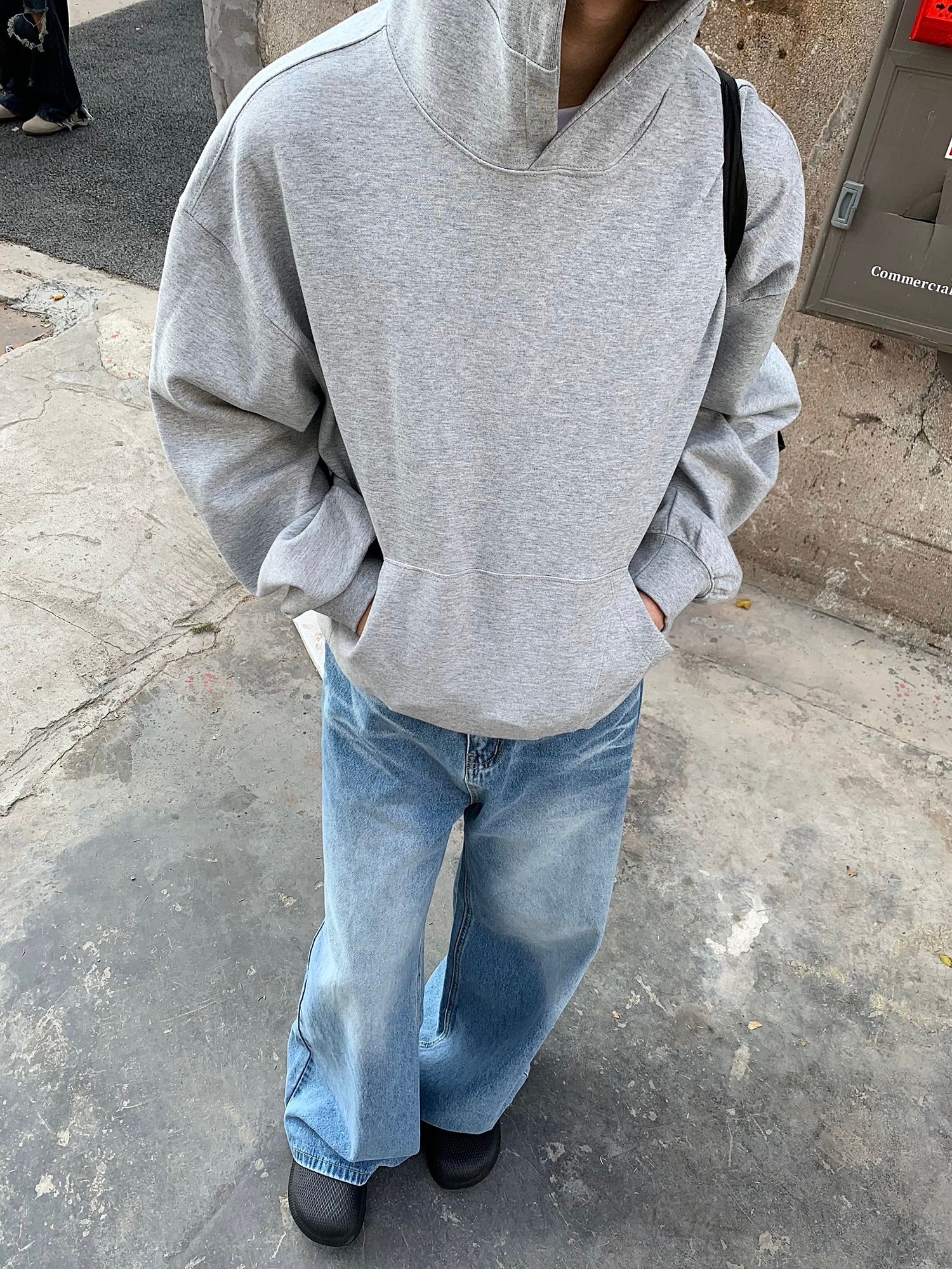 https://fulmo-img-server.com/denimn/1749379576196_h2jk226j_1e2ayvrc.jpeg