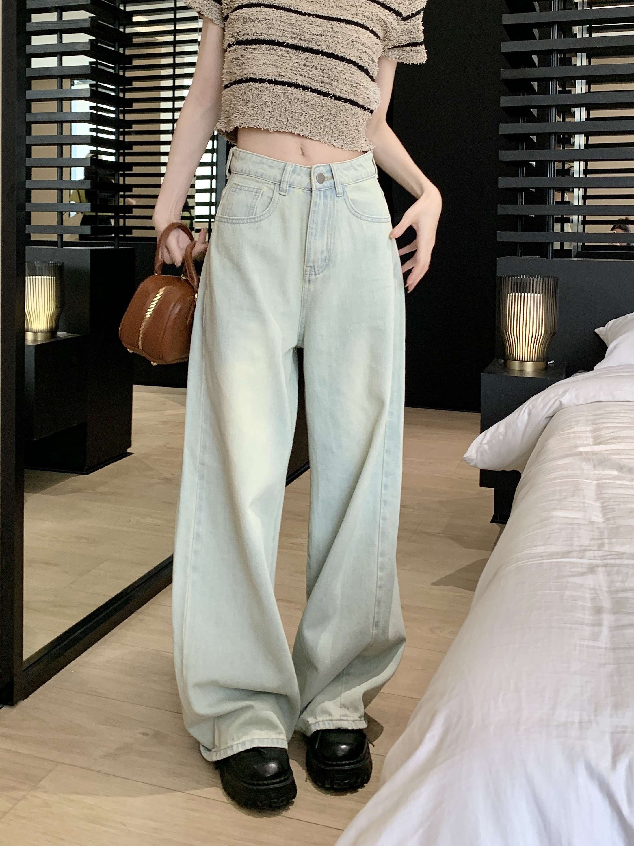 https://fulmo-img-server.com/denimn/22d4af1e49ee467b903476412ffb1811.jpg
