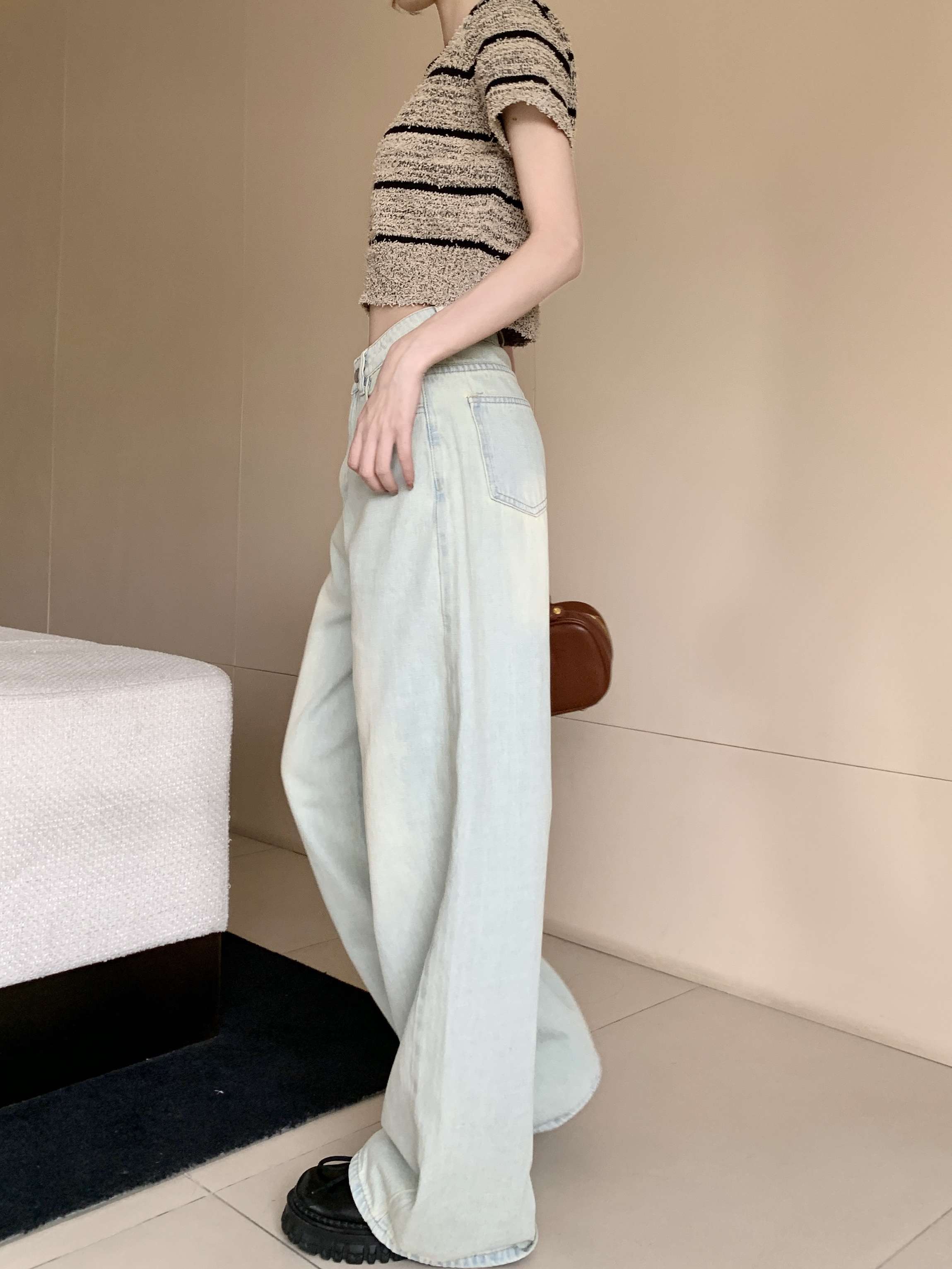 https://fulmo-img-server.com/denimn/5208a6b447894d42beb3d053f7c4c588.jpg