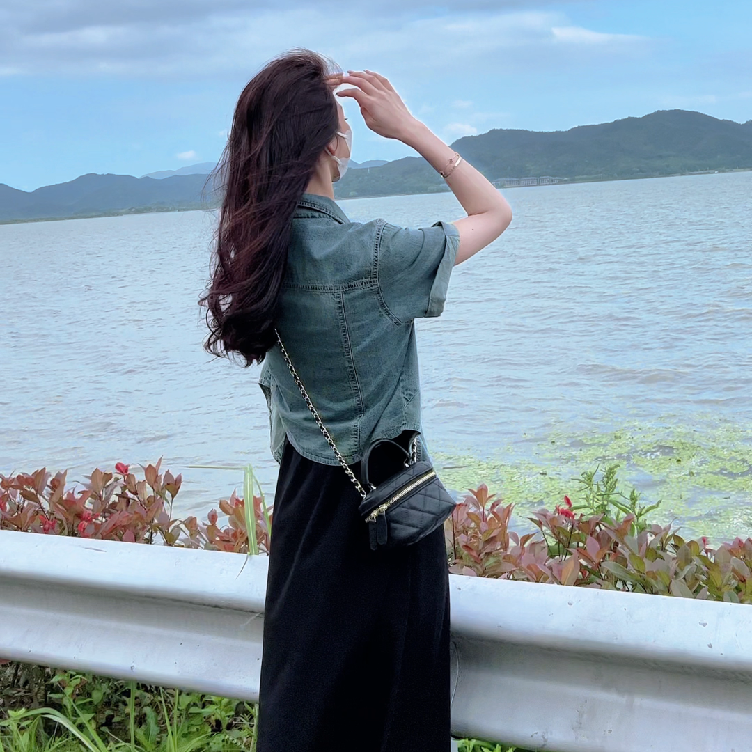 https://fulmo-img-server.com/denimn/a9ff2b26965d4823b5c672136beb2c47.jpg