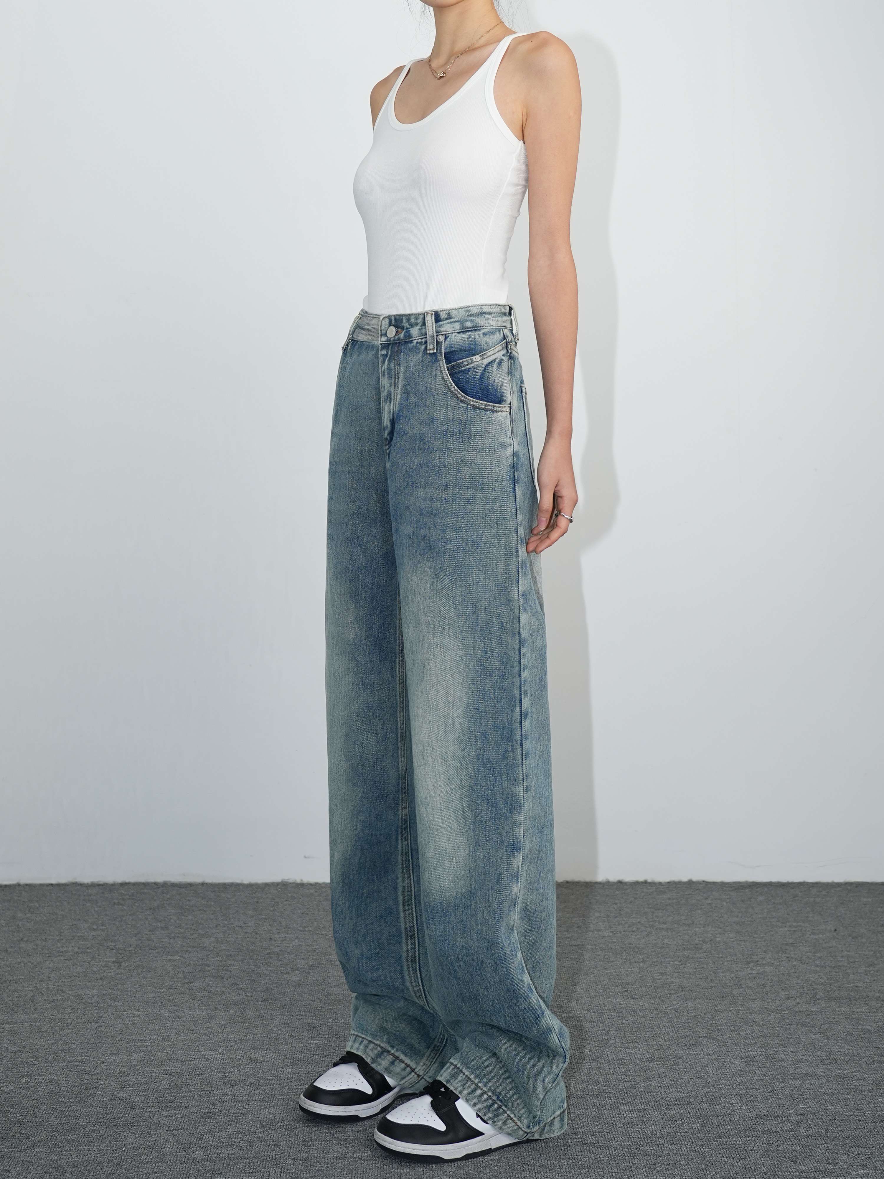 https://fulmo-img-server.com/denimn/af1579b31f4242c7985ef60b08f903f5.jpg
