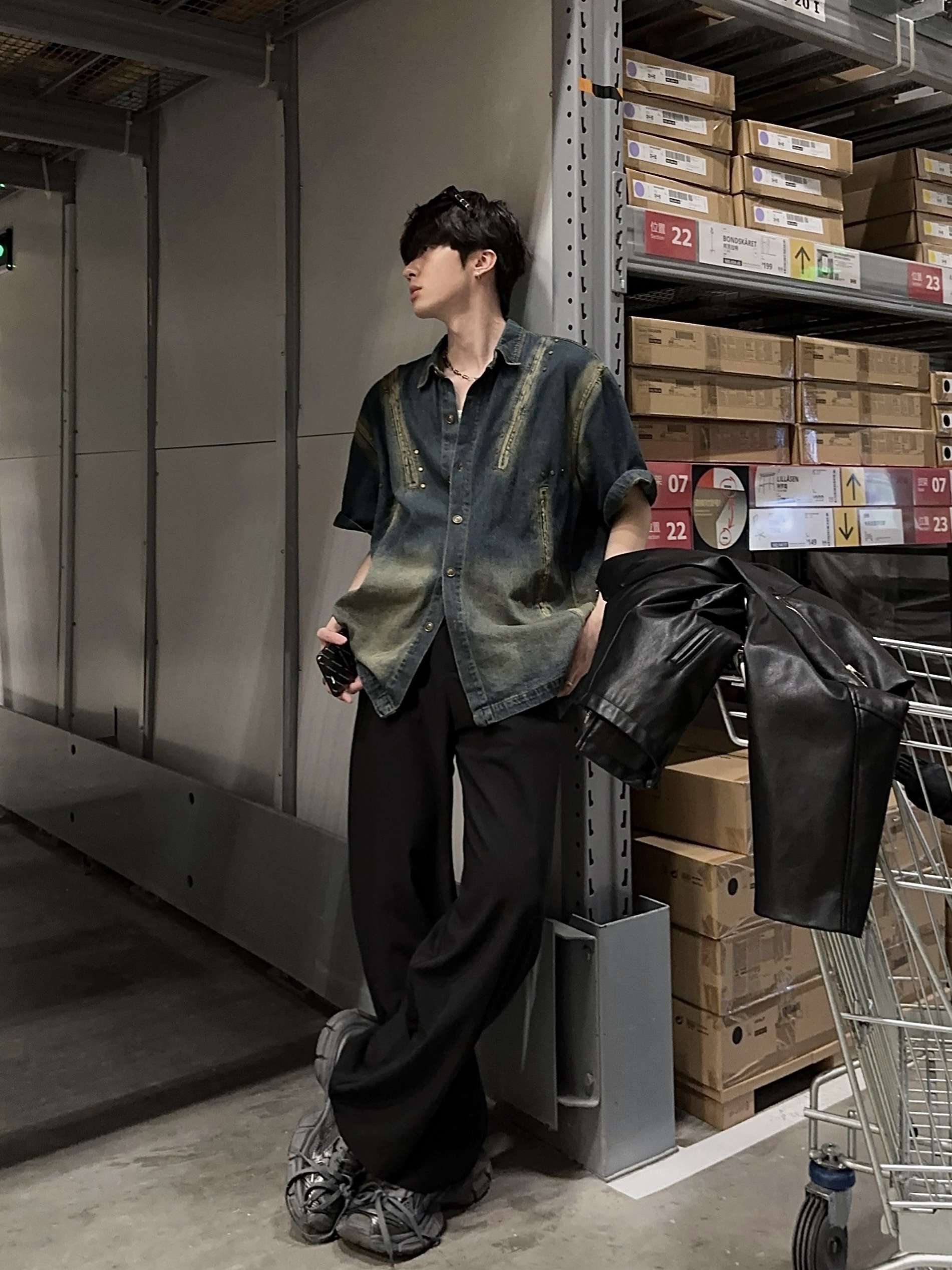 https://fulmo-img-server.com/denimn/c31762db1aca4511bd680dcf94d62436.jpg
