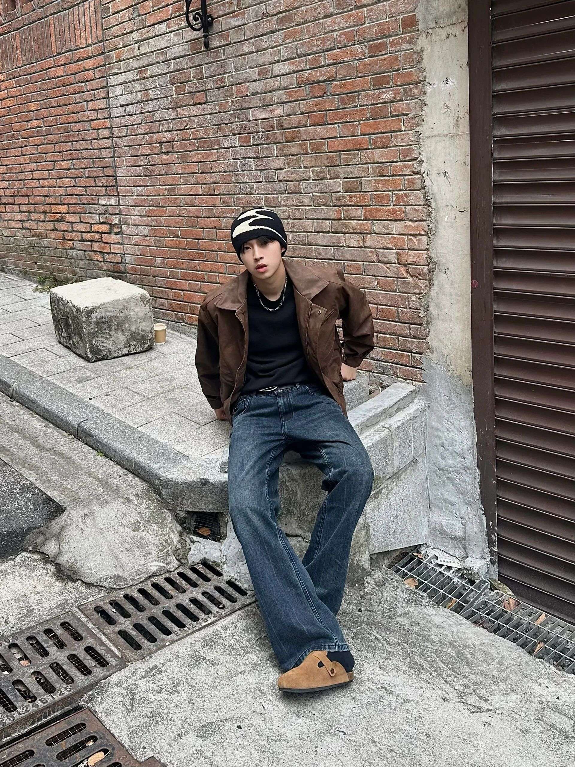 https://fulmo-img-server.com/denimn/f72bd567ce054ec88eaeb769371a8e7f.jpg