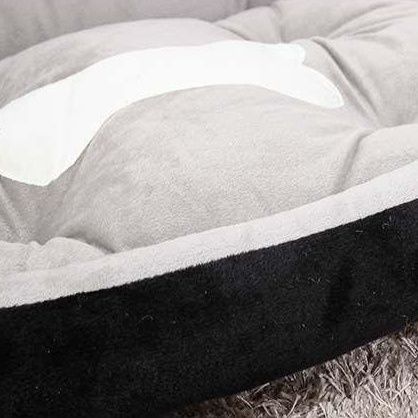 犬ベッドクッション 骨型枕付き藤織り中敷き四角型犬ベッド