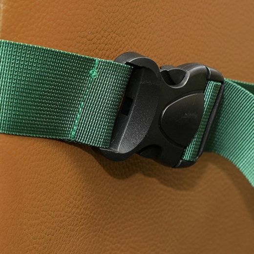 車載用固定ベルト付き立体包囲型犬ベッド