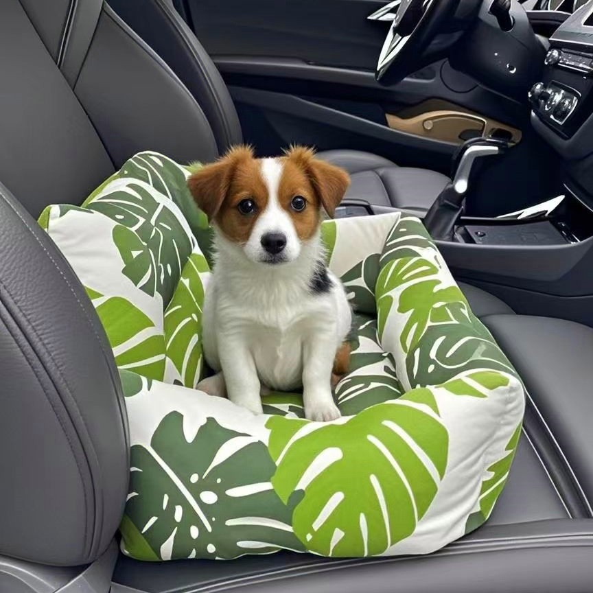 犬ベッド 南国リーフ柄ふんわり車載