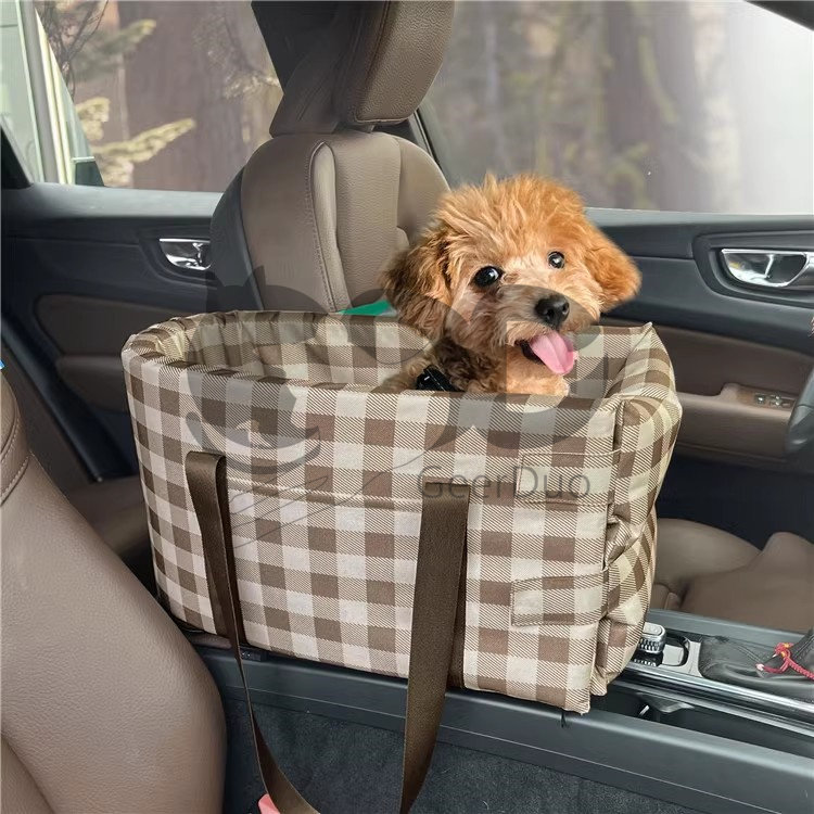愛犬と快適移動チェック柄車載用犬ベッド