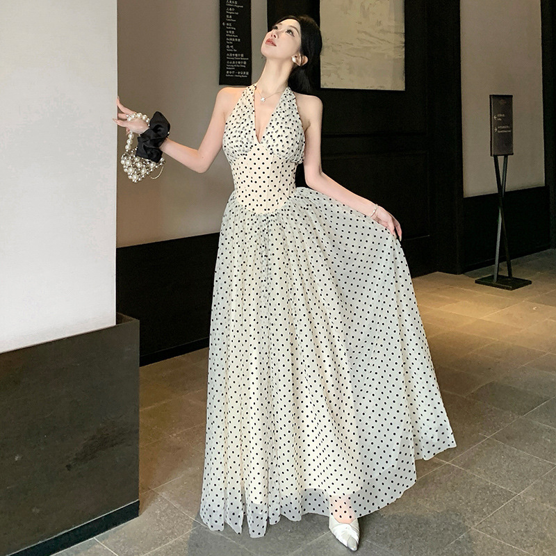 ドットコーデ ドットコーデ 優美なホルターネックドット柄ロングワンピース