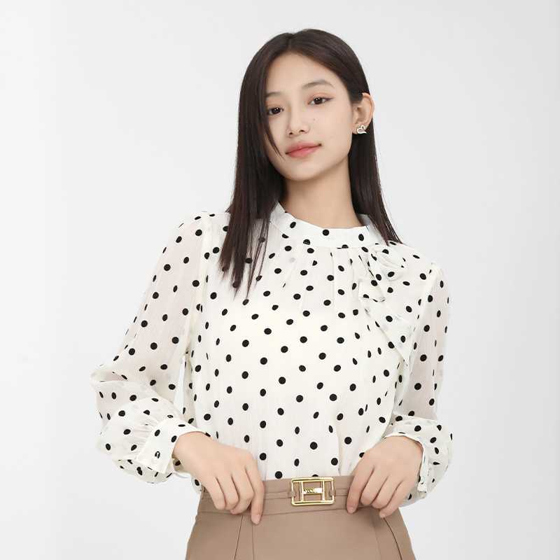 ブラウス ドットコーデ 水玉模様のシアーブラウス