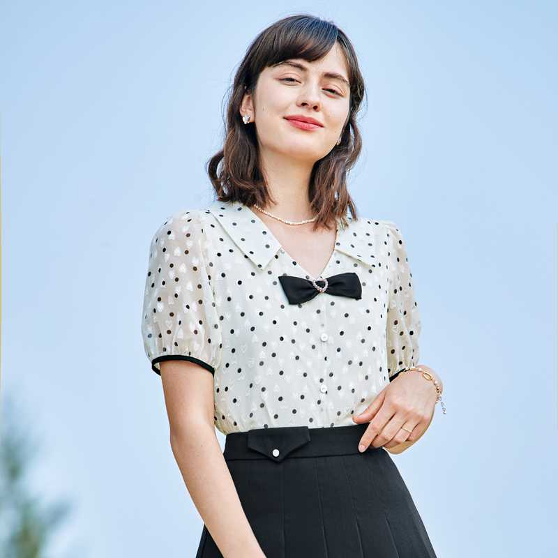 シャツ ドットコーデ 水玉模様の襟付き蝶結びシャツ