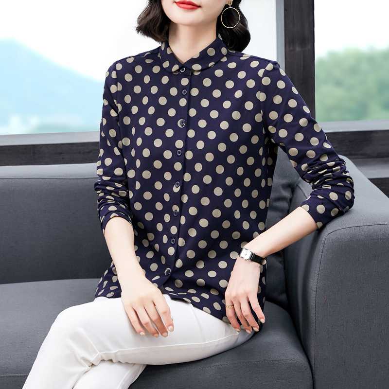 ドットコーデ 優雅な水玉模様の長袖シャツ