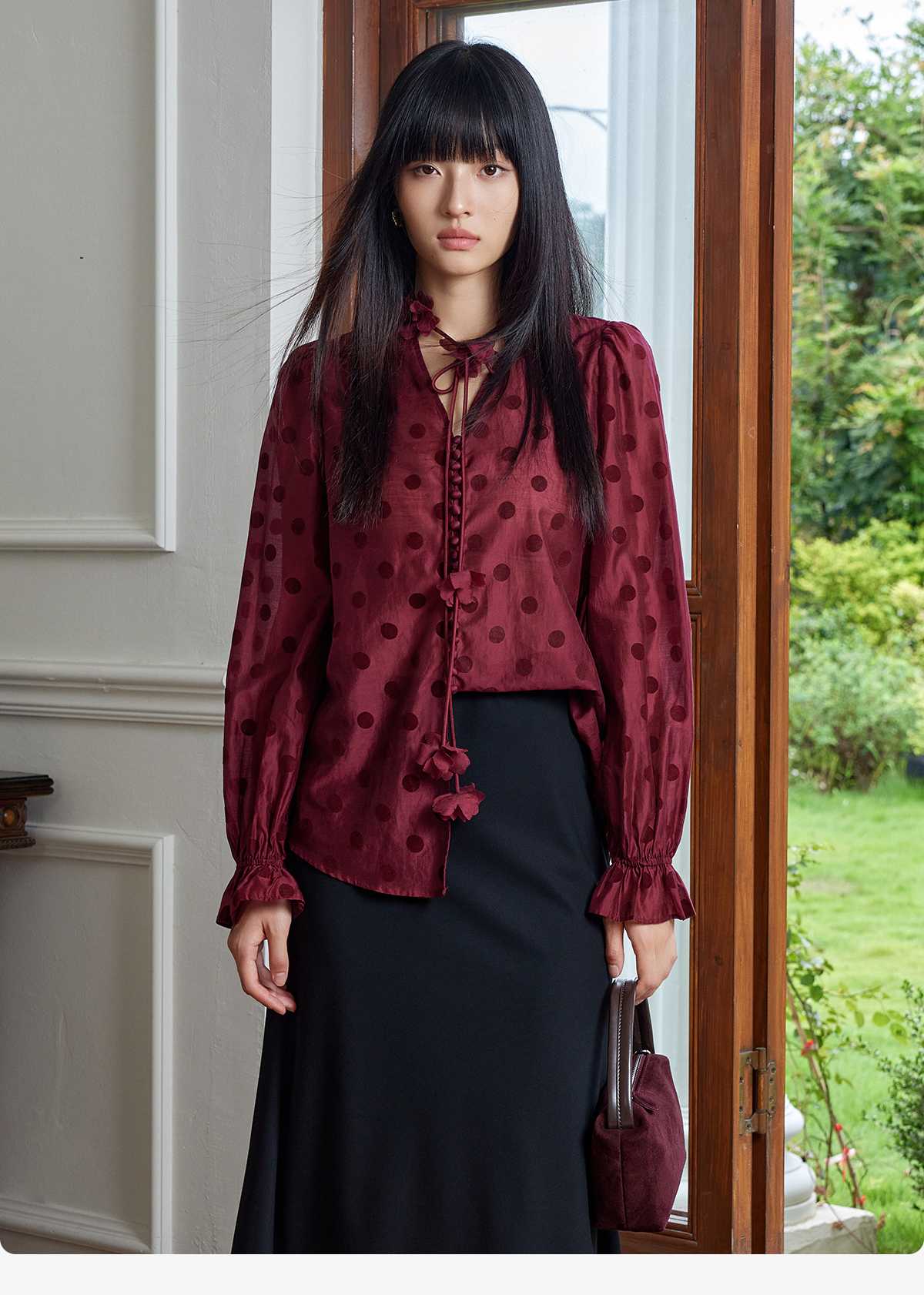 ドットコーデ 花結び水玉ブラウス
